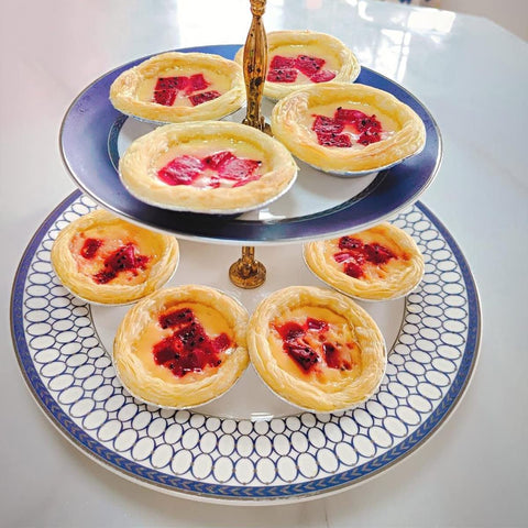 HLCM disposable pans ideal for picnics and catering events.