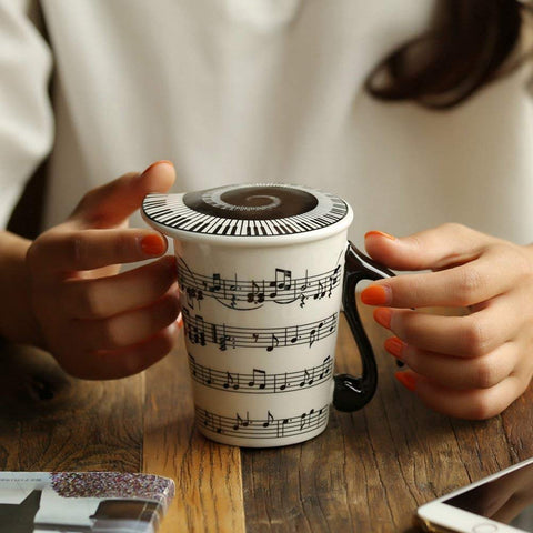 HLJgift bone china mug and lid set with vertical staves, elegant gift.