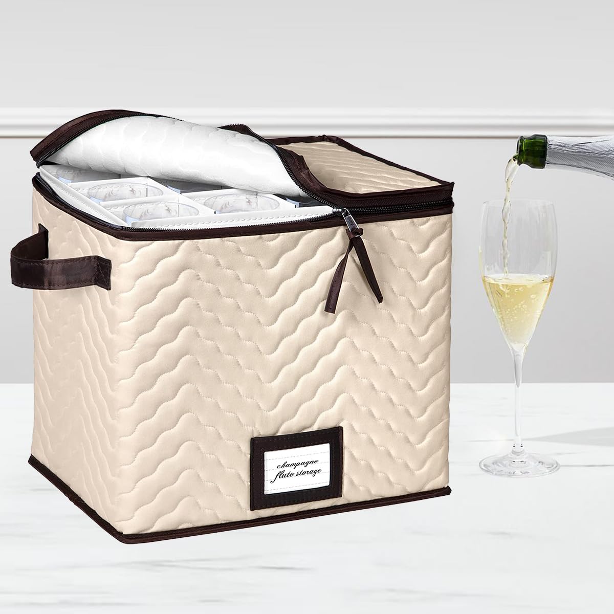 HOLDN STORAGE clear content label for quick identification of stored glasses.