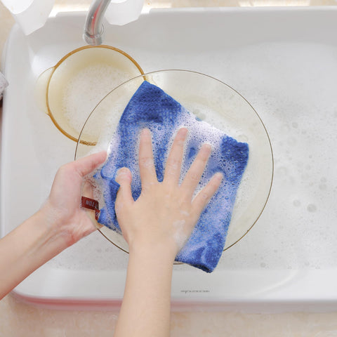 Homaxy 12x12 inch dishcloths laid flat for easy kitchen organization.