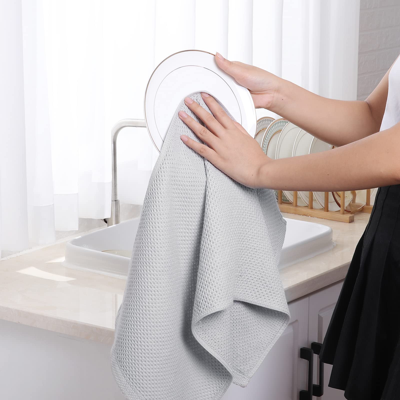 Homaxy 13x28 inch towels folded for versatile kitchen drying