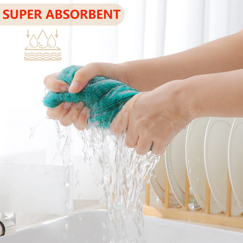 Homaxy teal dishcloth demonstrates fast drying for efficient kitchen cleanup.
