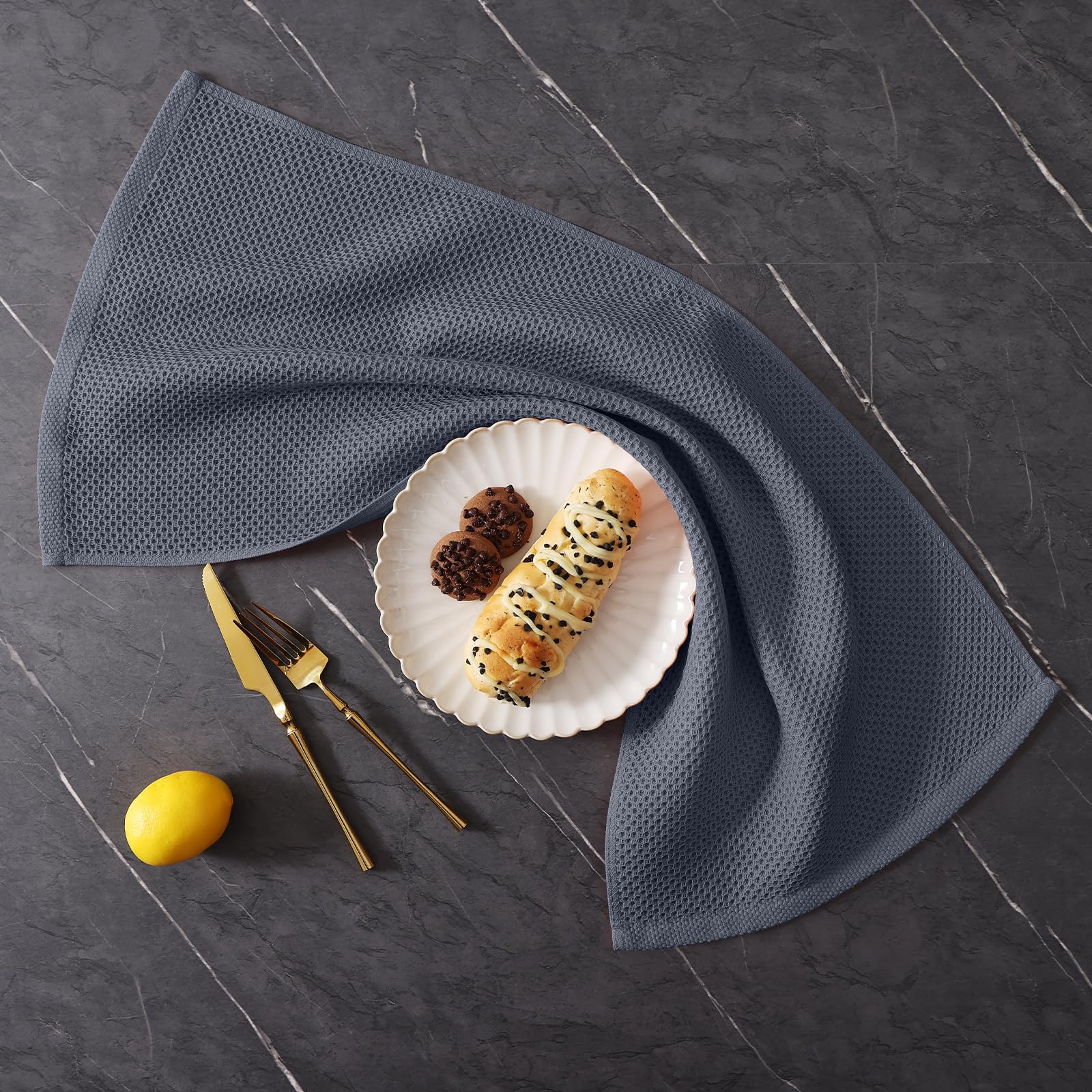 Homaxy gift-ready kitchen towels offer a practical, stylish upgrade.