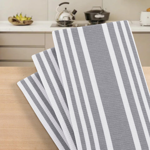 Homaxy towels absorbent surface for spills and counters.