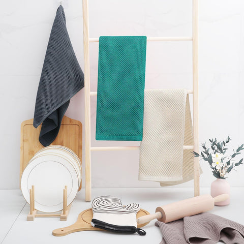 Homaxy teal waffle dish towels showing quick-dry capability
