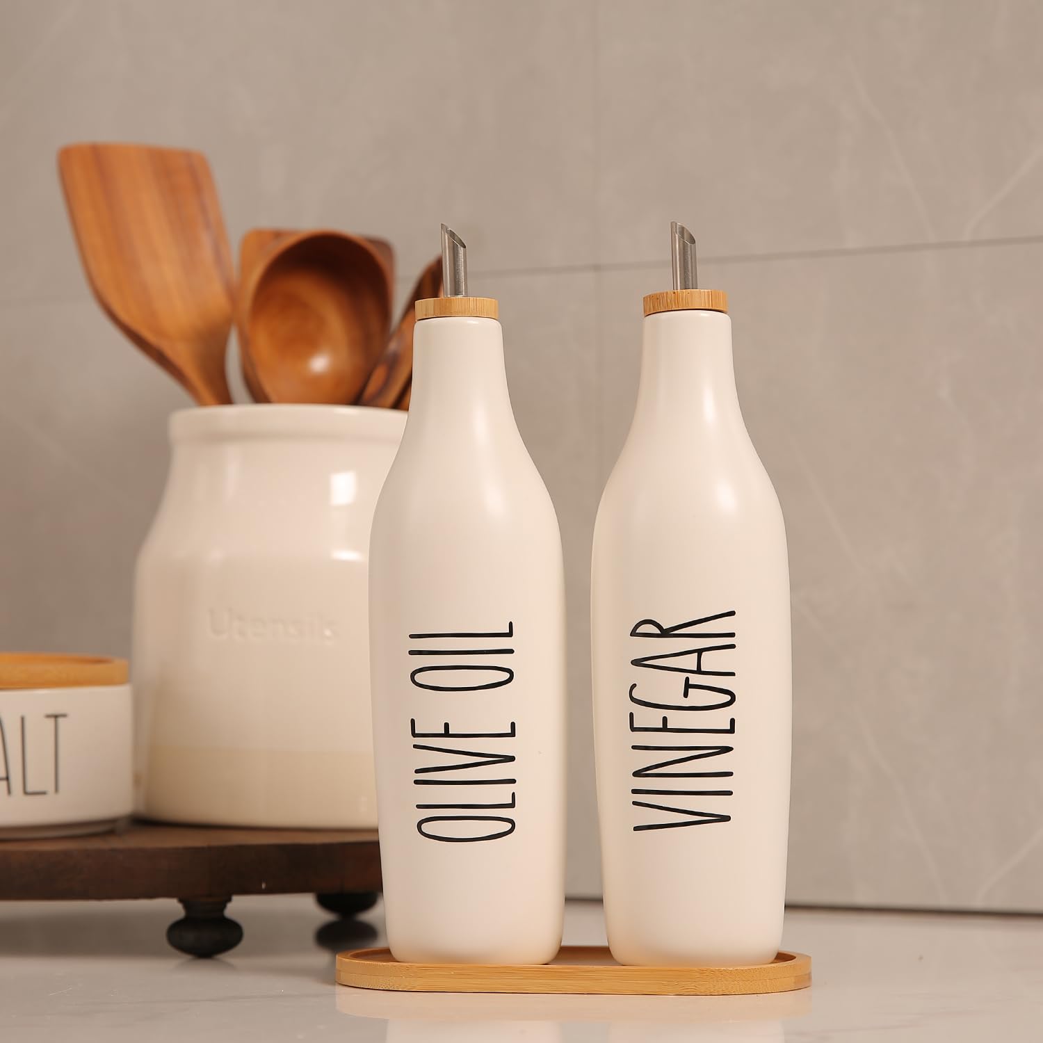 HOMCDALY vinegar dispenser 16oz for precise drizzle and mess-free cooking