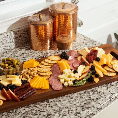Home Beets gift-ready board – ideal housewarming or celebration.