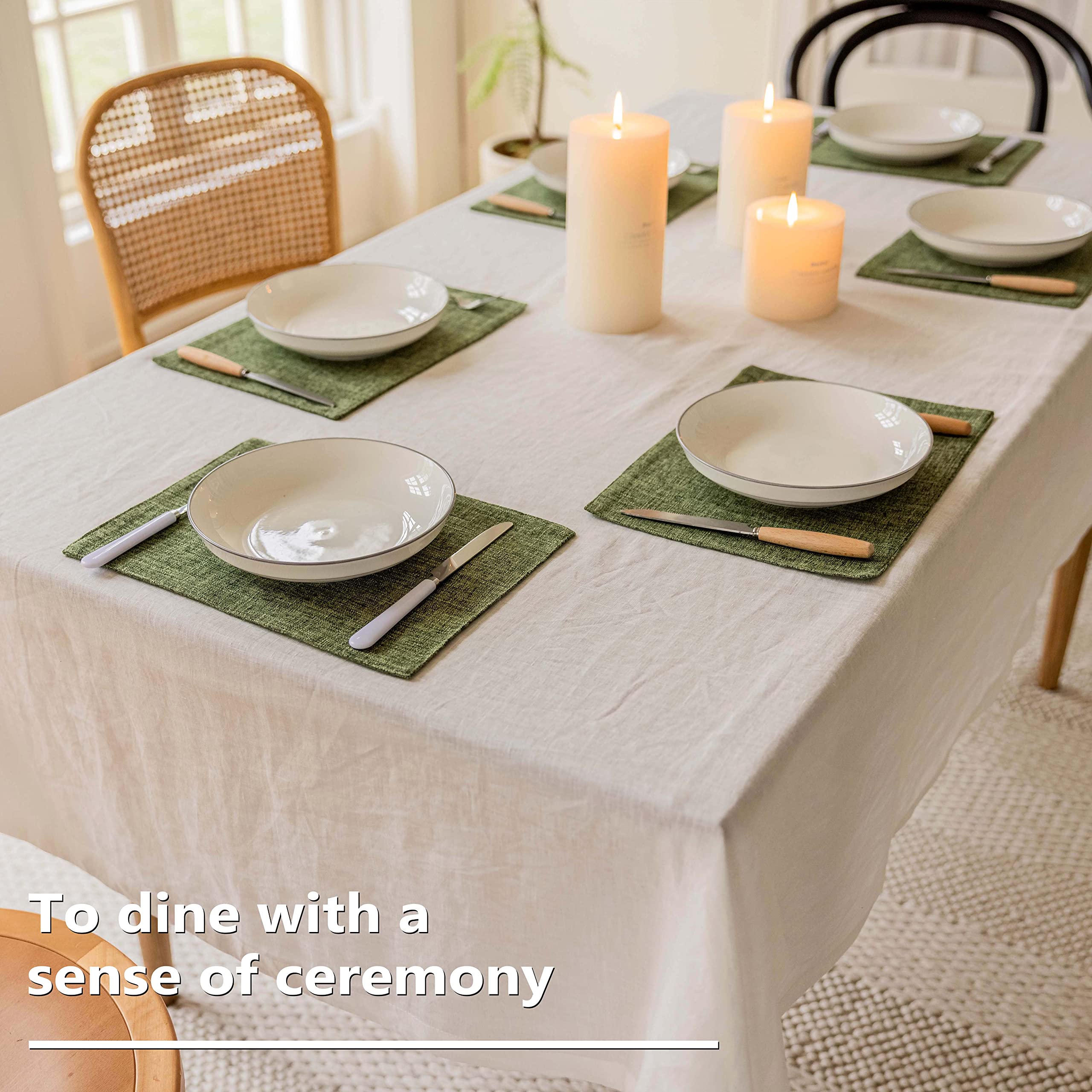 Home Brilliant hand-cut 13x19-inch placemats in green