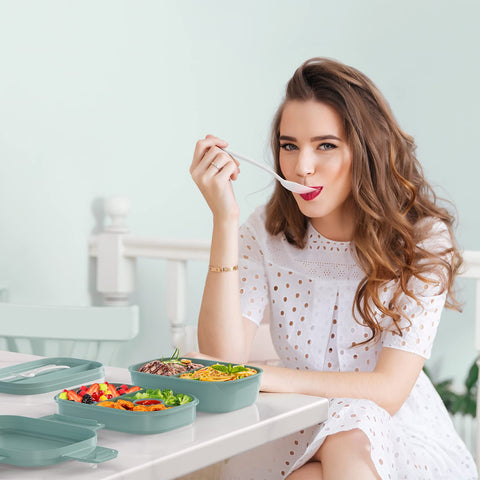 HOMETALL large-capacity lunch box ideal for main meals, sides, and snacks.