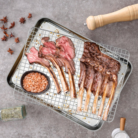 Homikit dishwasher-safe bakeware makes cleanup quick after roasting.
