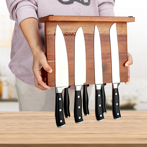 HOMIQUEEN bread knife on magnetic block for easy grab