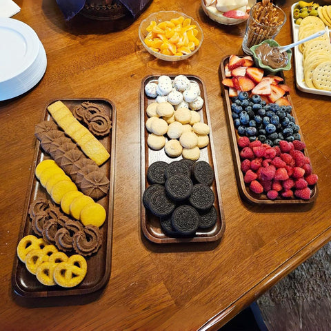 HOMKULA gift-ready wood tray set ideal for new homes and entertaining.