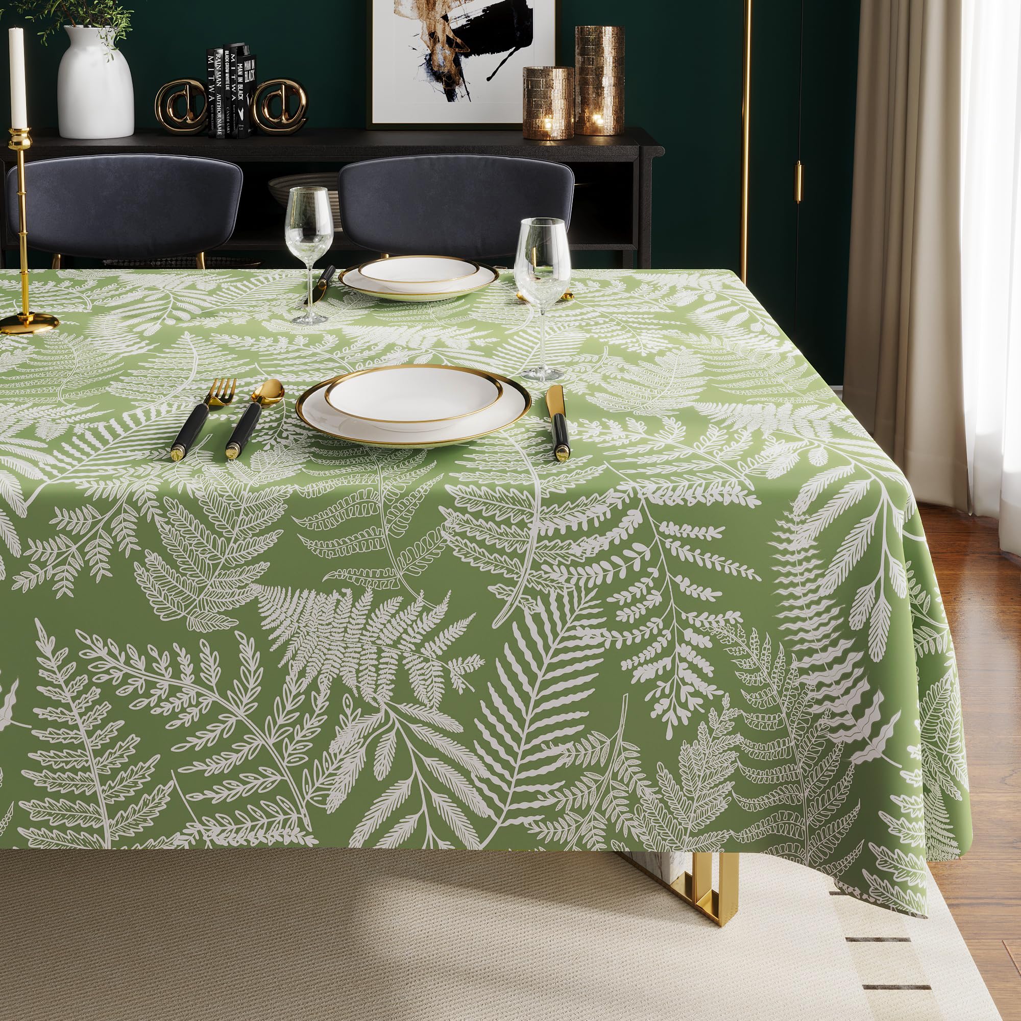 HOMOHEINI gift-ready table cloth for housewarmings and celebrations.