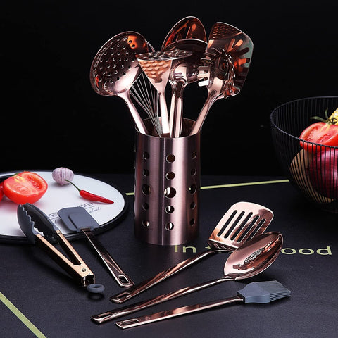 HOMQUEN pasta server in copper finish for handling long noodles easily