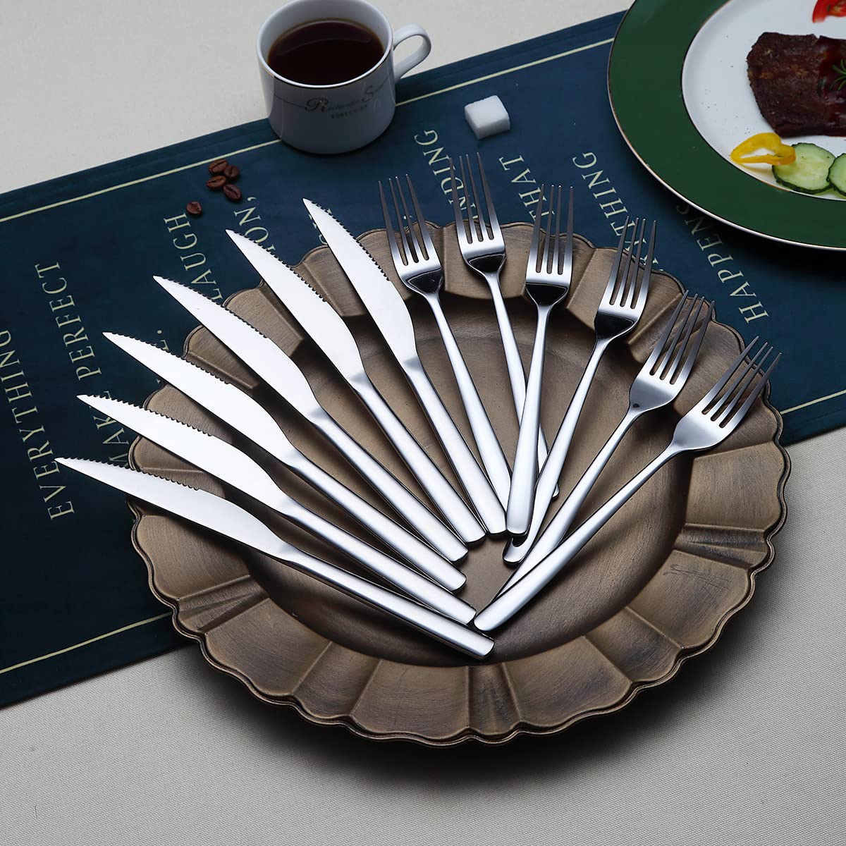 HOMQUEN dinner forks 6-pack showcased with a plated meal for family dinners.