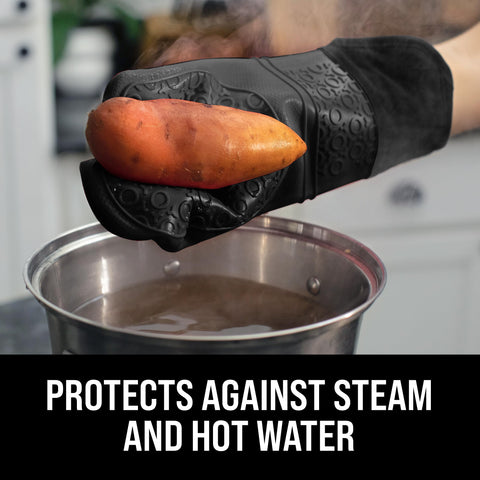 HOMWE oven mitts with textured non-slip grip for better control