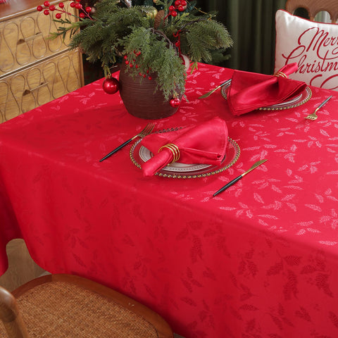 Honellaty Christmas dining decor elevates seasonal ambience for gatherings.