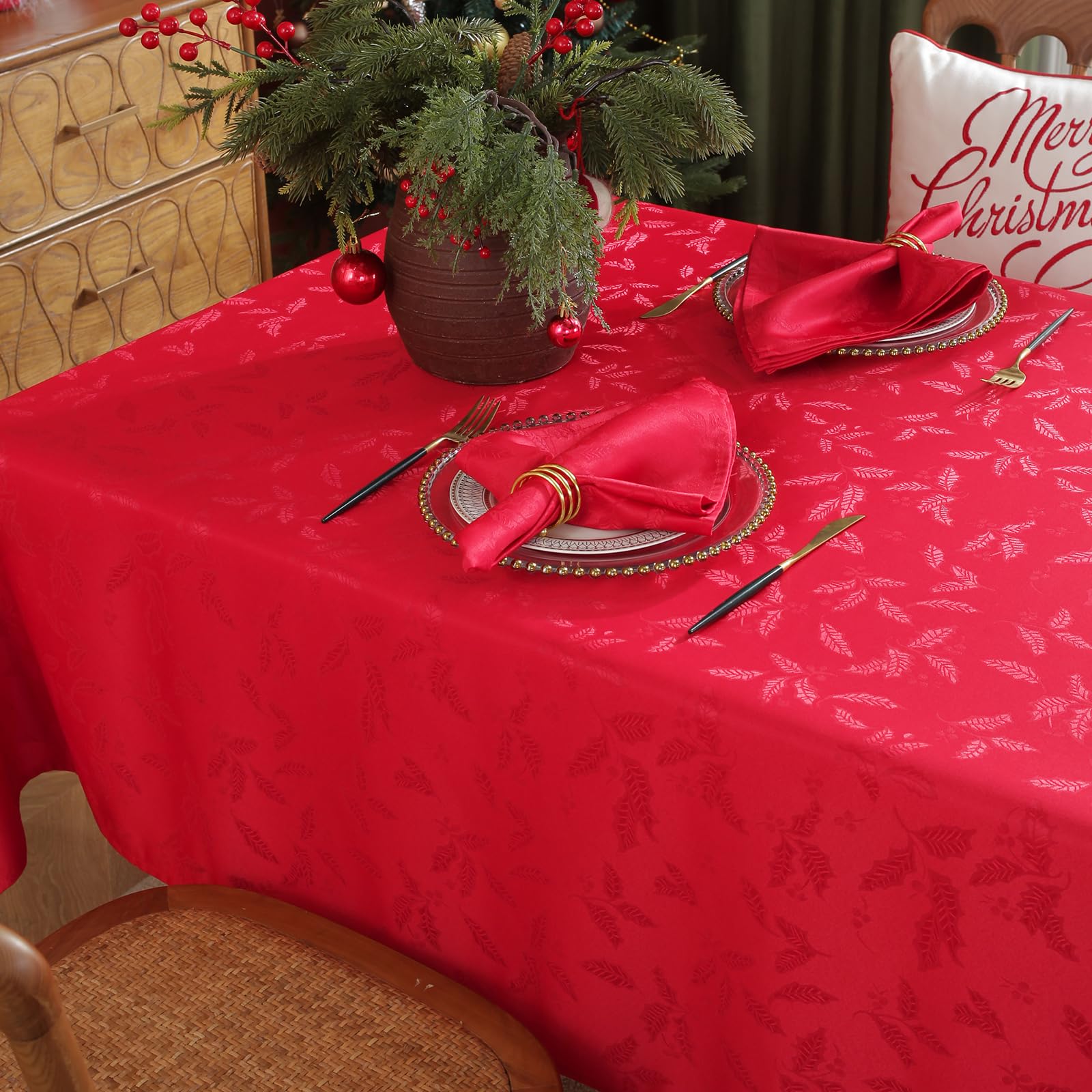 Honellaty Christmas table decoration for elegant holiday meals