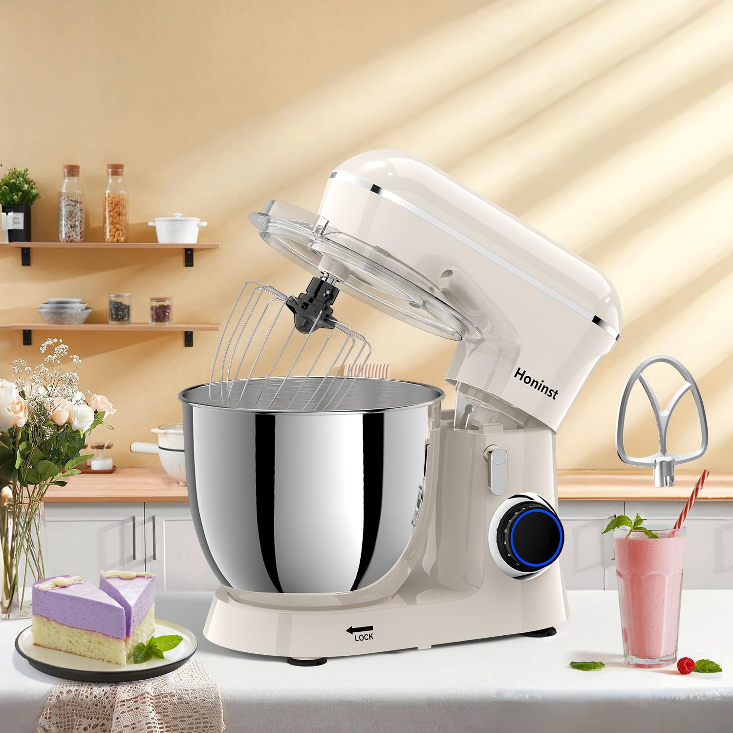 Honinst anti-slip feet keep the mixer steady on the counter.