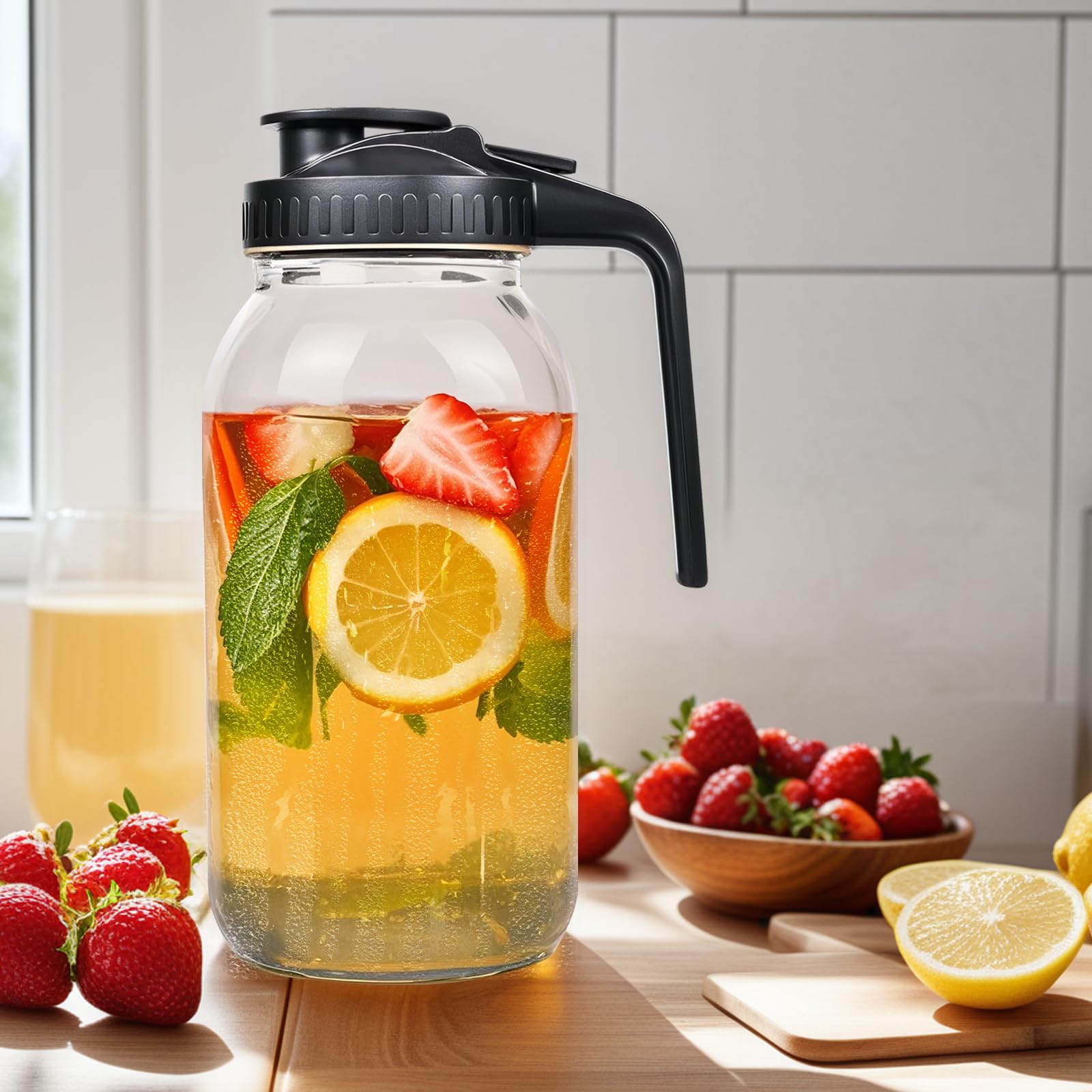 Hoofess wide-mouth 64oz pitcher allows easy filling and cleaning.