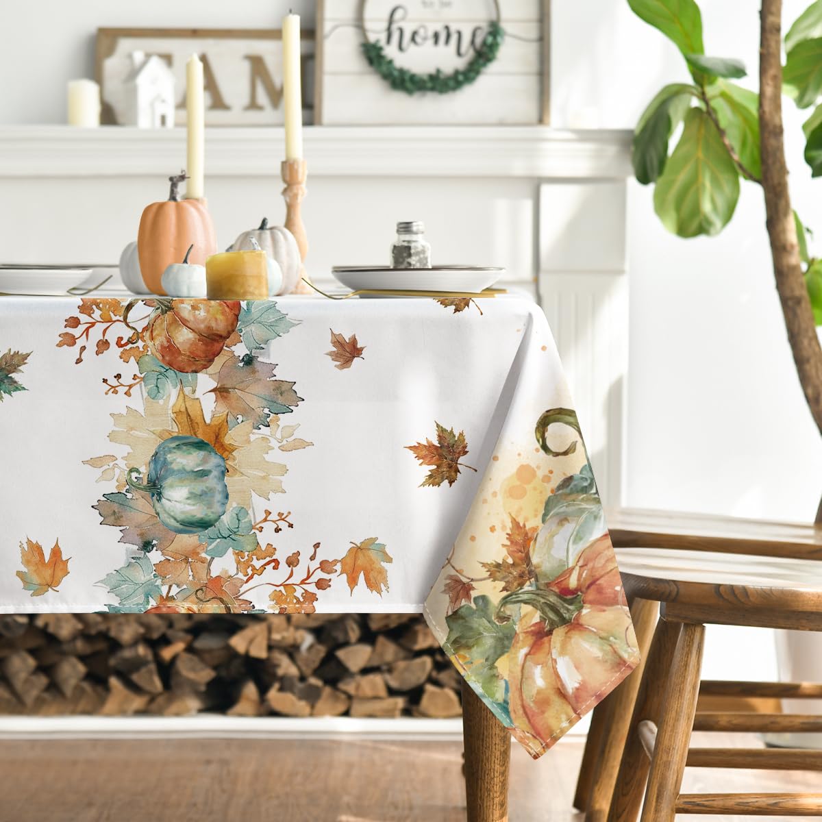 Horaldaily tablecloth close-up reveals washable polyester fabric and durable stitching.