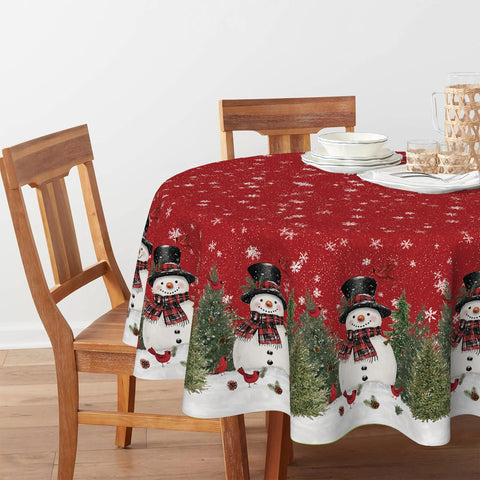 Horaldaily tablecloth on dining table, vibrant color adds festive mood to holiday meals.