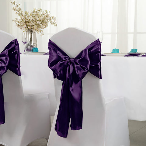 Horbaunal wedding party table decor enhances ambiance with a luxurious look.