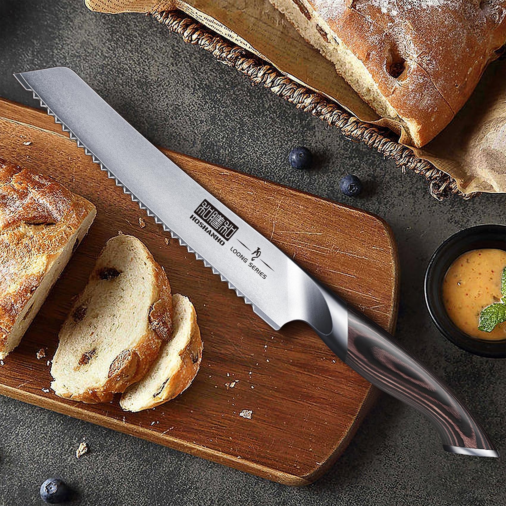 HOSHANHO bread knife ideal for camping meals and outdoor cooking