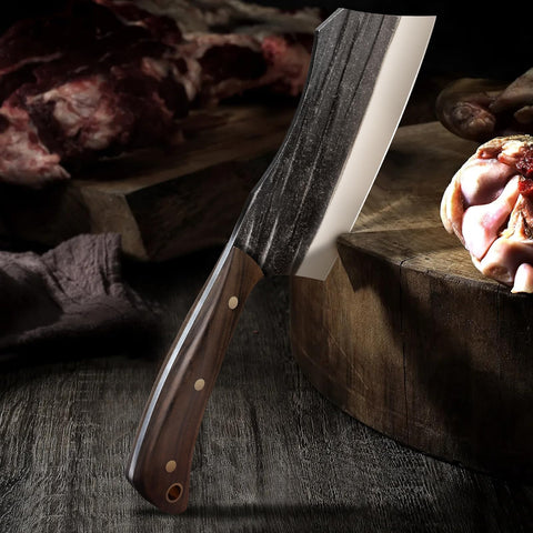HOSHANHO set displayed on a cutting board for home barbecues
