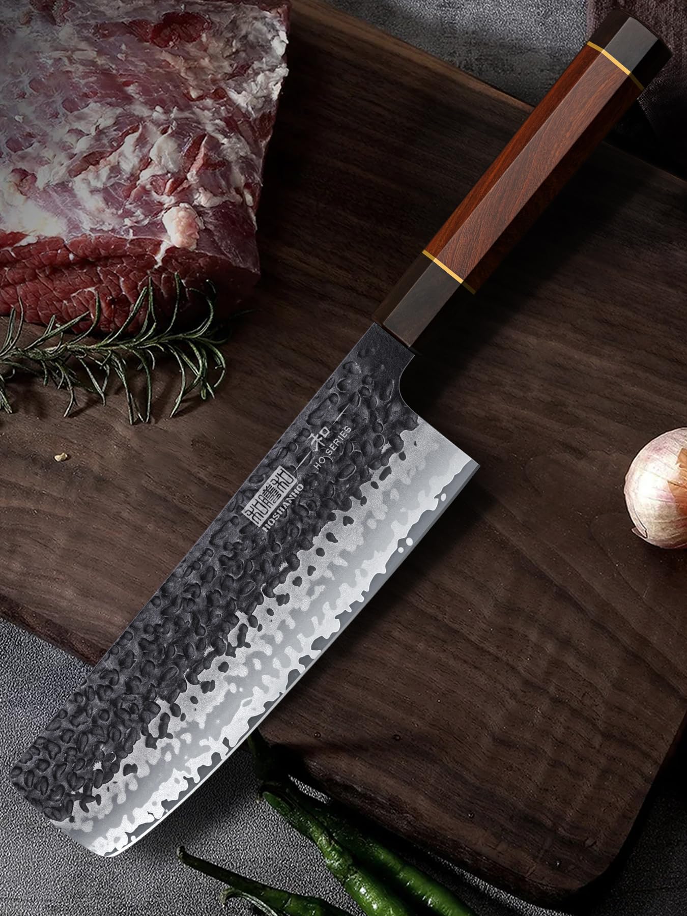 HOSHANHO octagonal handle with copper wires offers classic, balanced control.