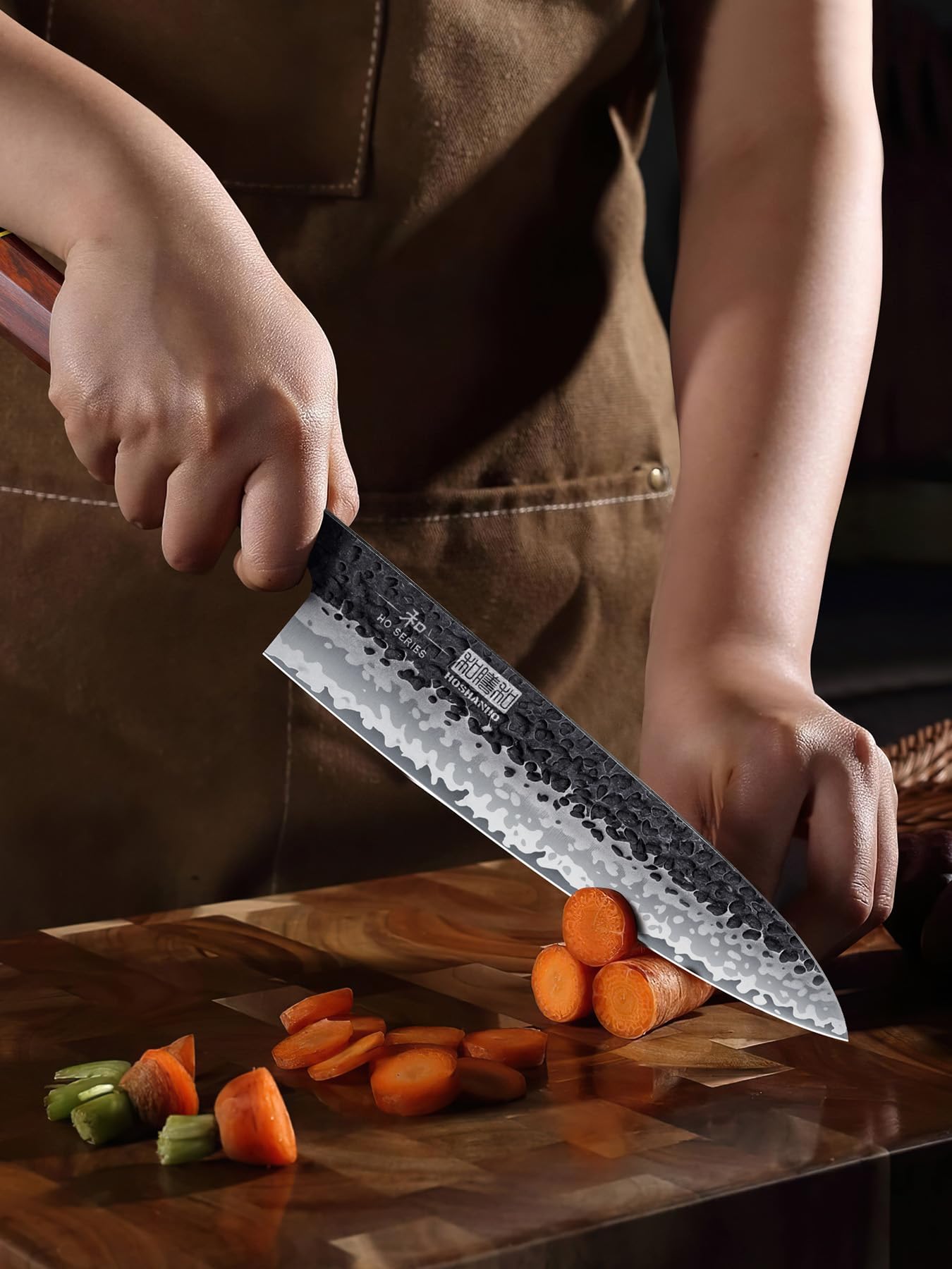 HOSHANHO rosewood octagonal handle detail highlighting ergonomic grip