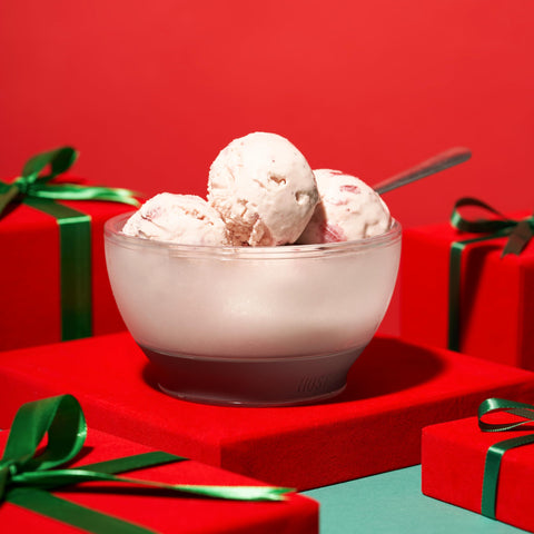 Host Summer party dessert bowl perfect for ice cream celebrations.