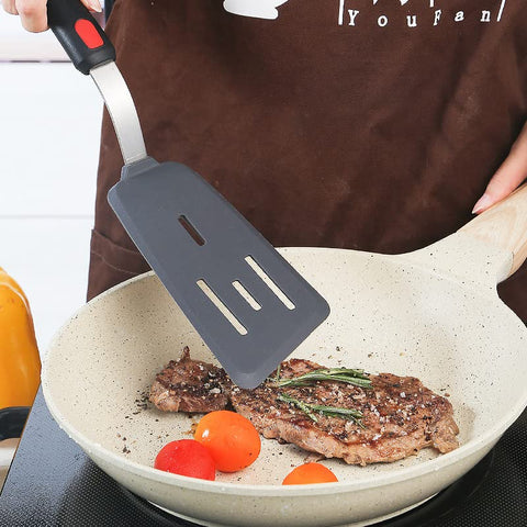 Hotec spatula with hanging hole keeps your kitchen organized