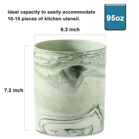 Howise ceramic crock close-up reveals glaze texture and durable finish for long-lasting use.