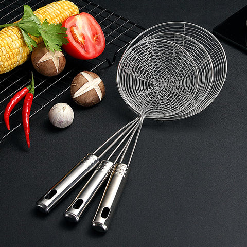 HSpiow spider strainer in action for frying and skimming in a fryer.