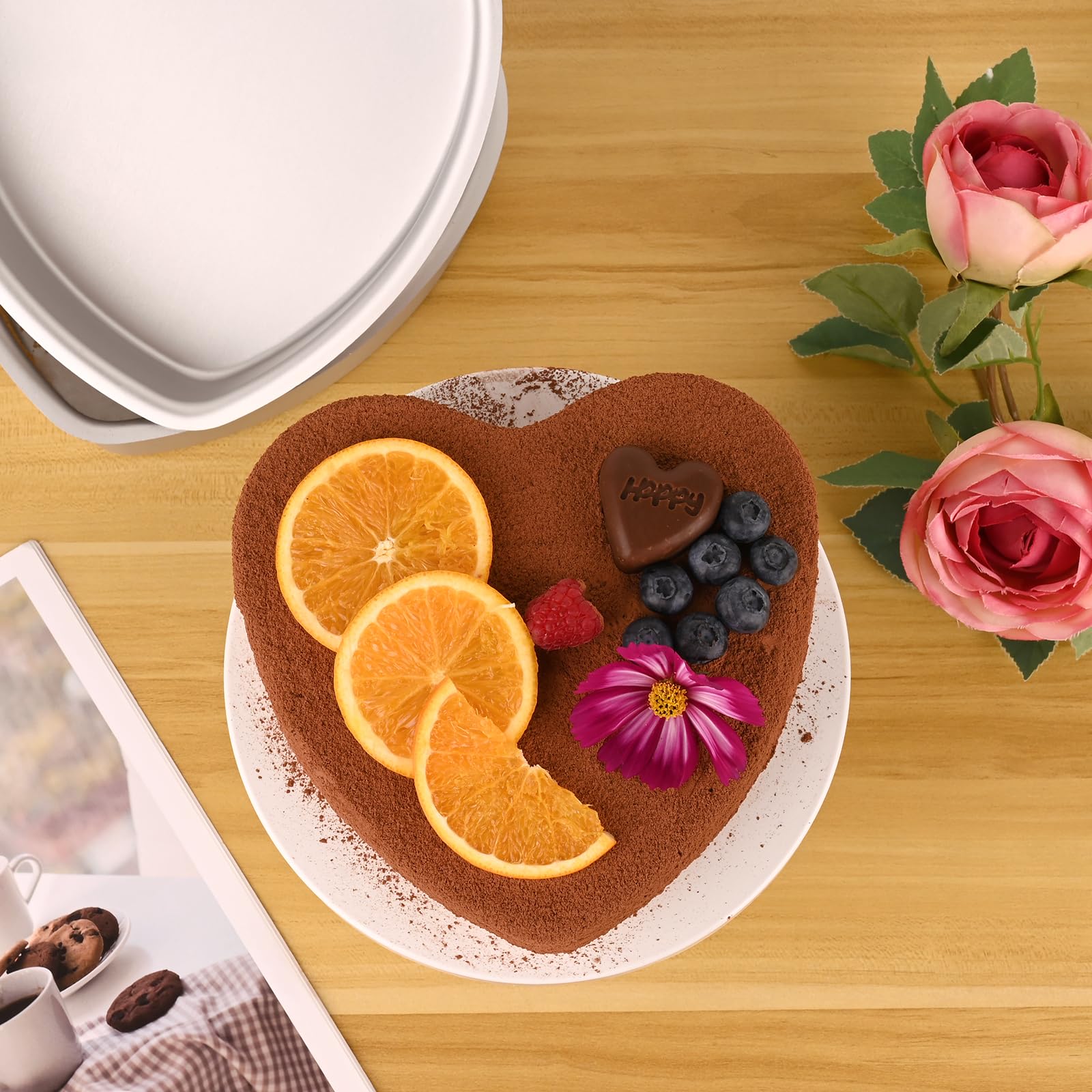 HUAKENER heart-shaped pans prevent leaks with integrated molding for clean bake results.