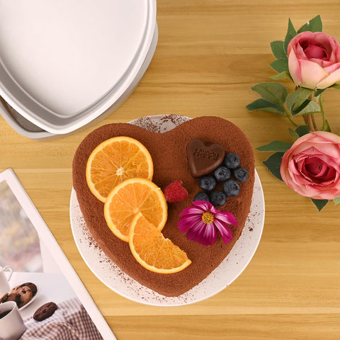 HUAKENER heart-shaped pans prevent leaks with integrated molding for clean bake results.