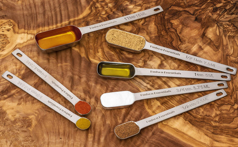 Hudson Essentials spoons feature etched measurements for lasting readability