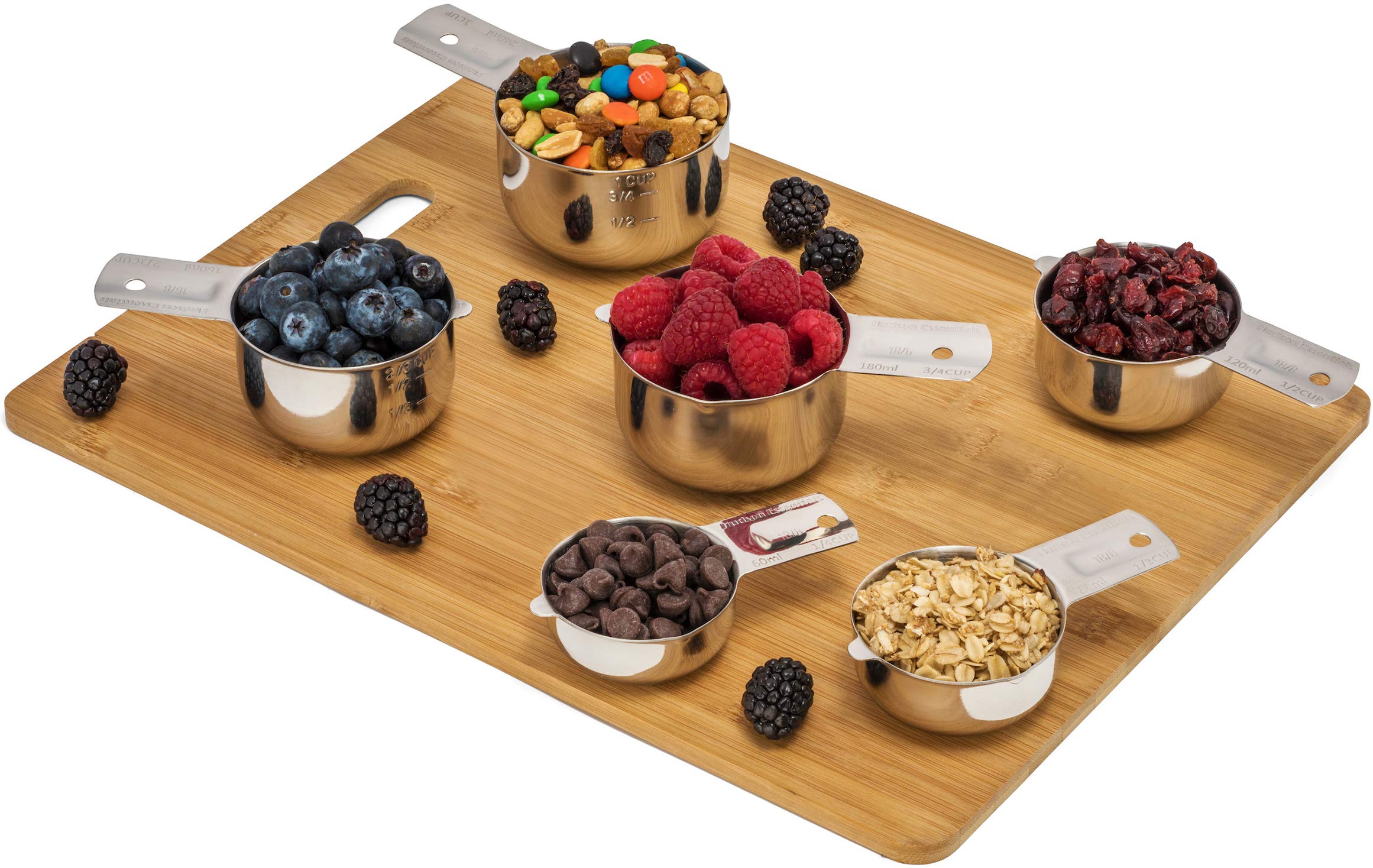 Three-quarters cup from Hudson Essentials for baking precision