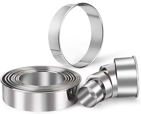 HULISEN 11-piece stainless steel round cookie cutters in a set for precise baking