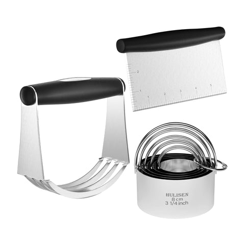 HULISEN biscuit cutter set components arranged for even cookies, ideal for family baking