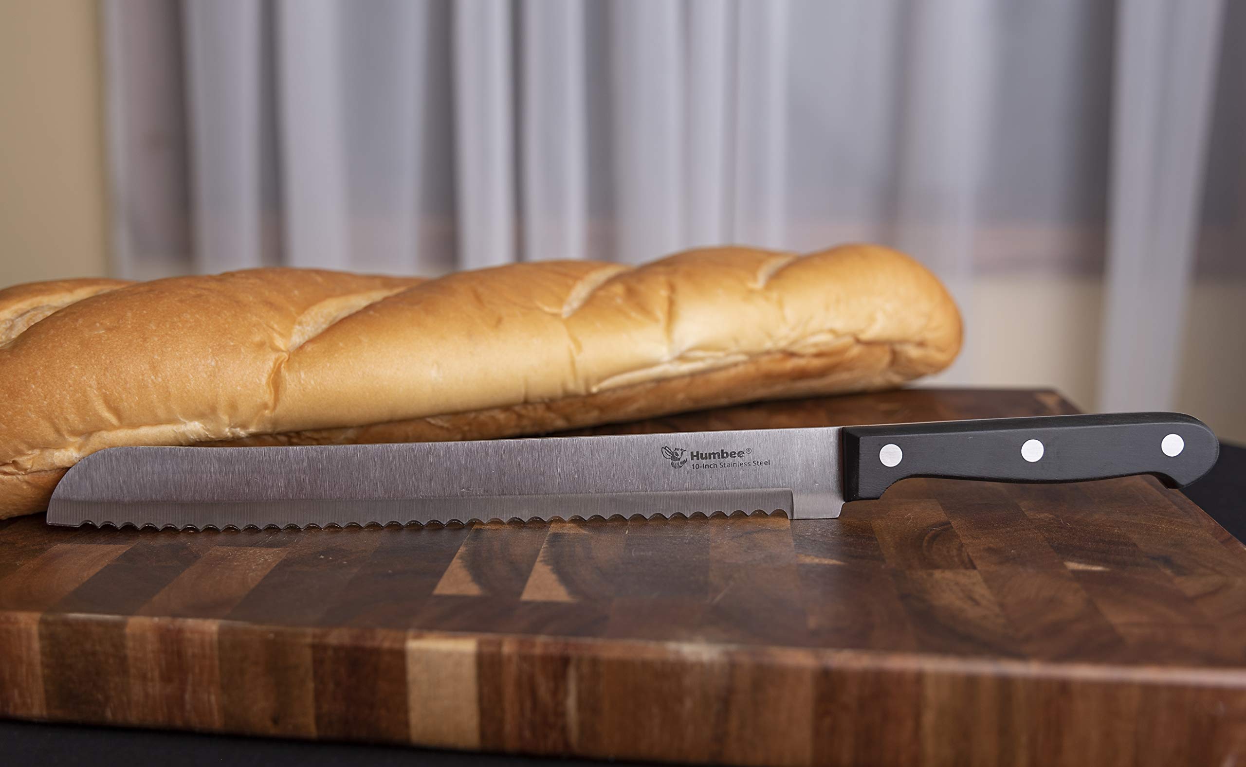 Humbee professional kitchen design supports home entertaining and daily slicing tasks.
