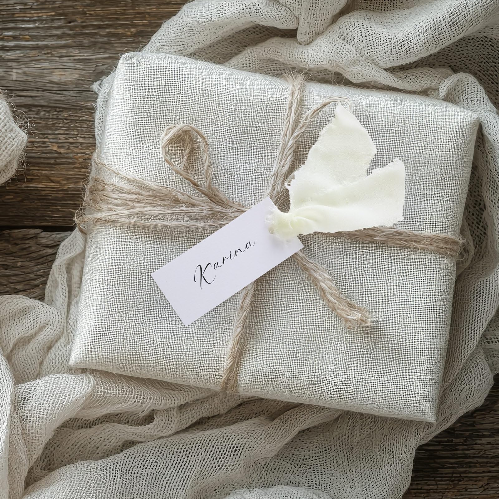 Humyoun card and ribbon pack for versatile labeling and gifting.