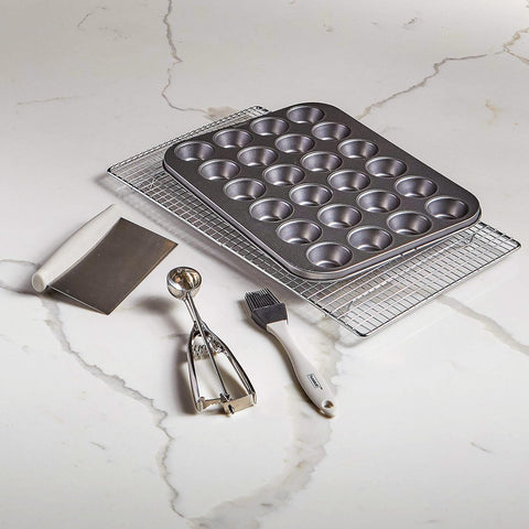 husMait standard 11x14 pan fits most ovens