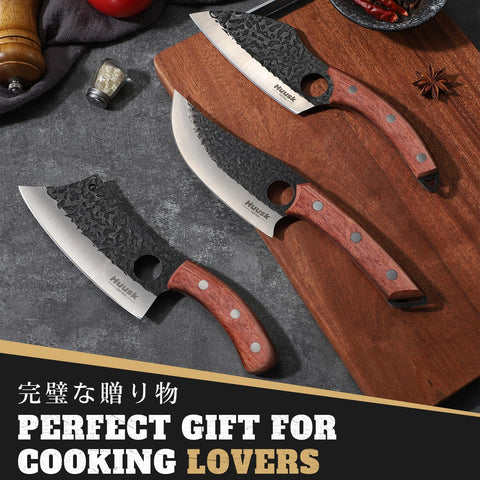 Huusk chef knife 6.2-inch blade ideal for dicing vegetables and slicing tasks.