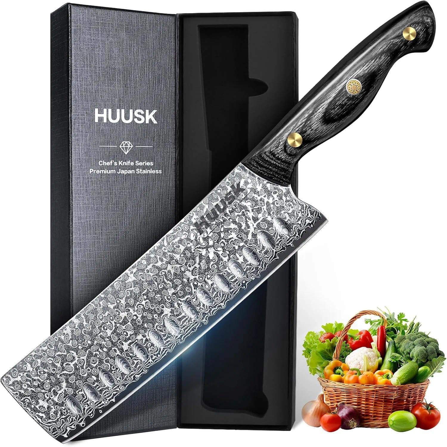 Huusk Damascus Nakiri 7-inch blade close-up highlighting a sharp edge for precise slicing