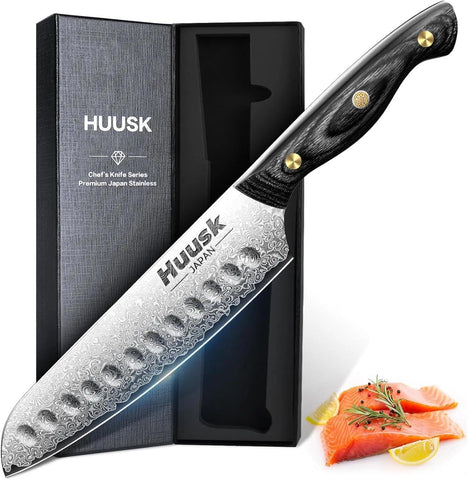 Huusk Damascus Santoku Knife 7-inch blade close-up showing sharp edge for precise chopping