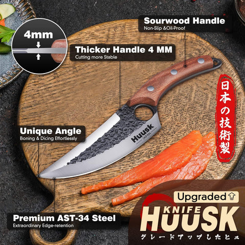 Huusk ergonomic sourwood handle for a comfortable grip
