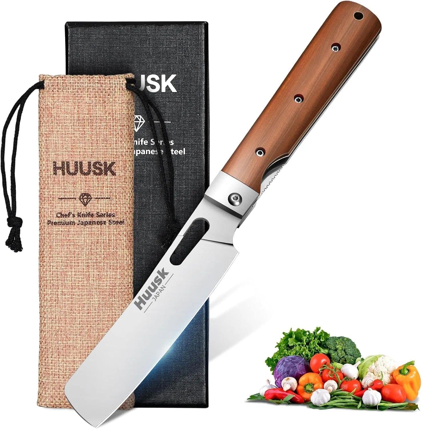 Huusk Japanese folding Nakiri knife blade close-up shows 440C stainless steel sharpness for precise chopping.