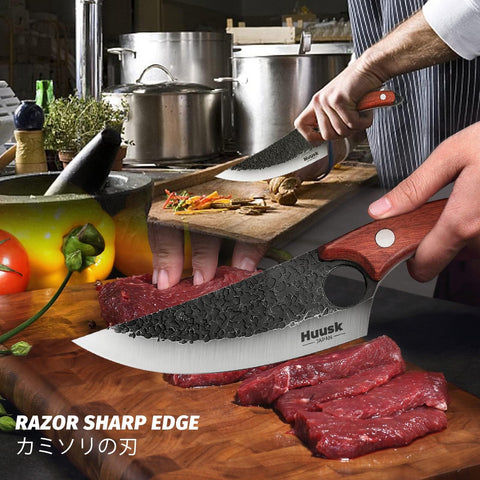 Hammered blade detail on Huusk knife reduces sticking while slicing